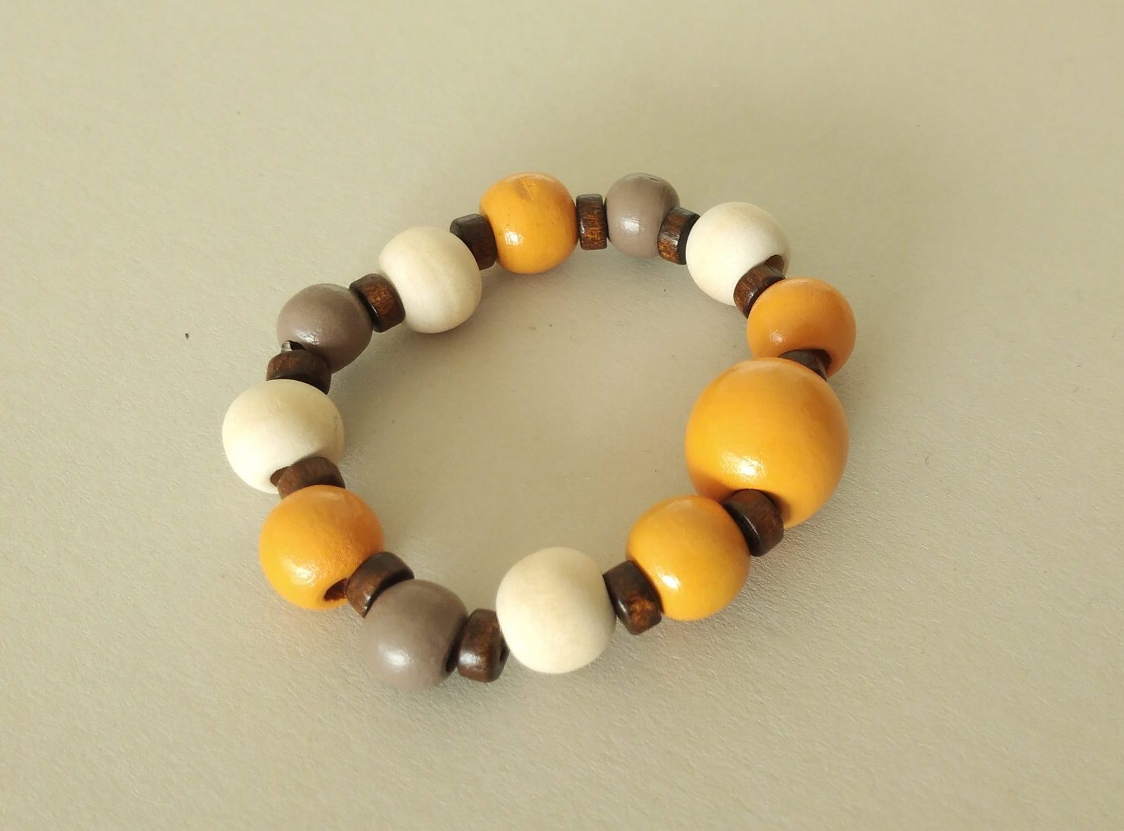 LITTLE WOOD BEADS – Image 2