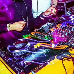 TECHNO/DANCE